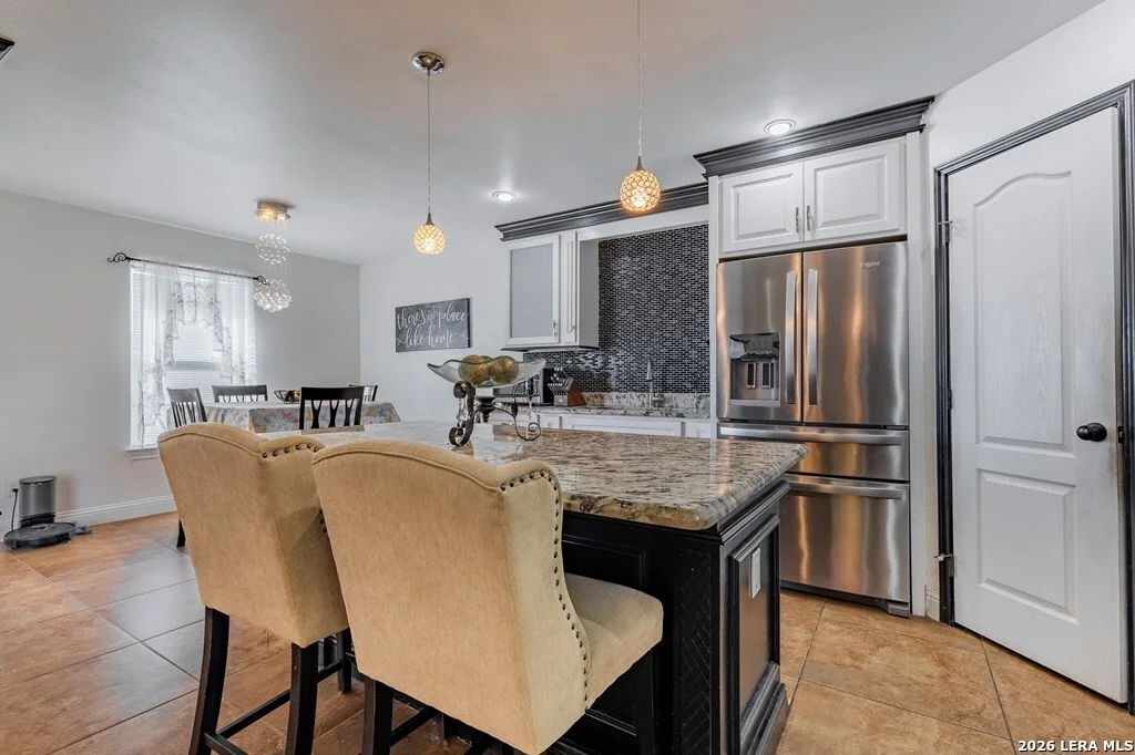 Photo of 2779 Stone Hedge