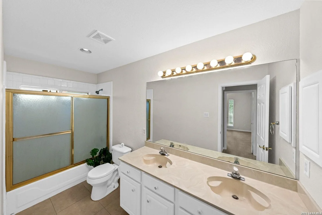 Photo of 9347 Llano Verde