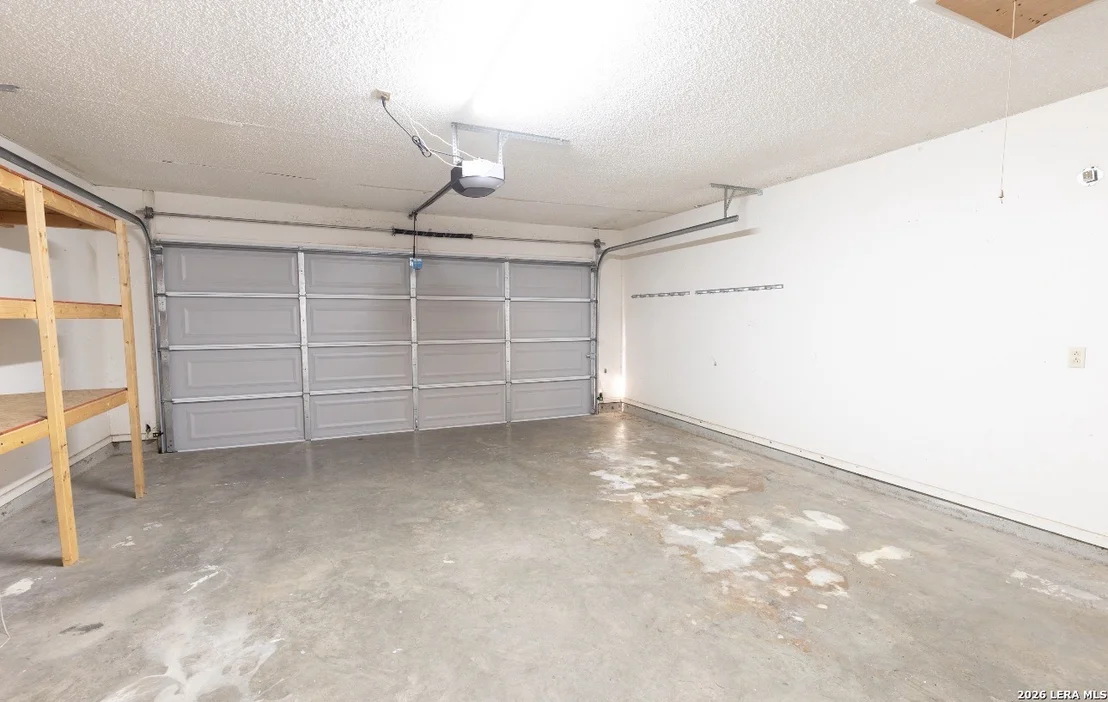 Photo of 302 BAIN DR