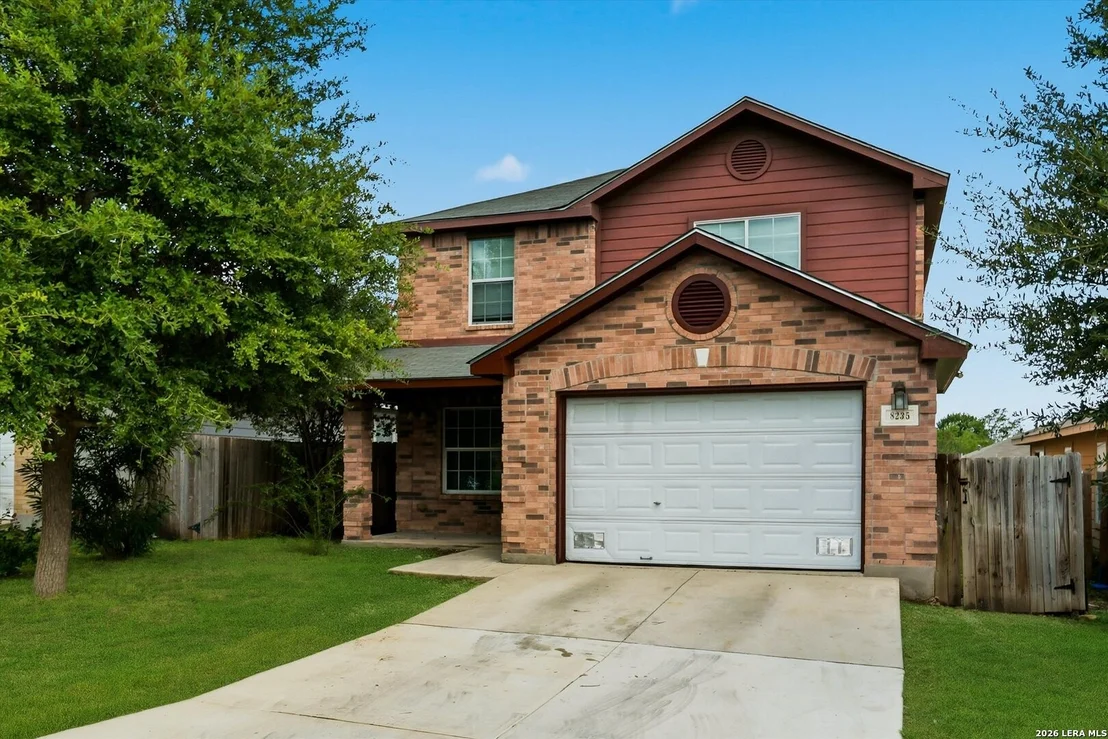 Photo of 8235 Heights Vly