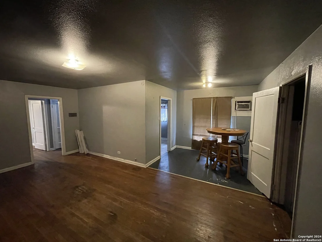 Photo of 1110 HERMINE BLVD
