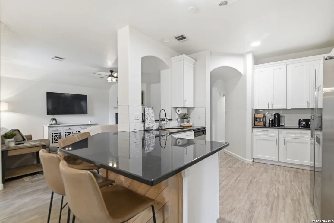 Photo of 516 THOREAU TRL
