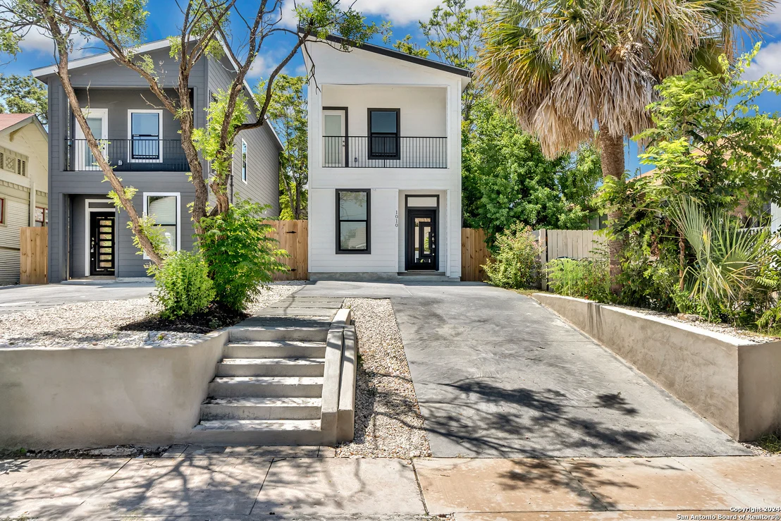 Photo of 1010 Denver Blvd