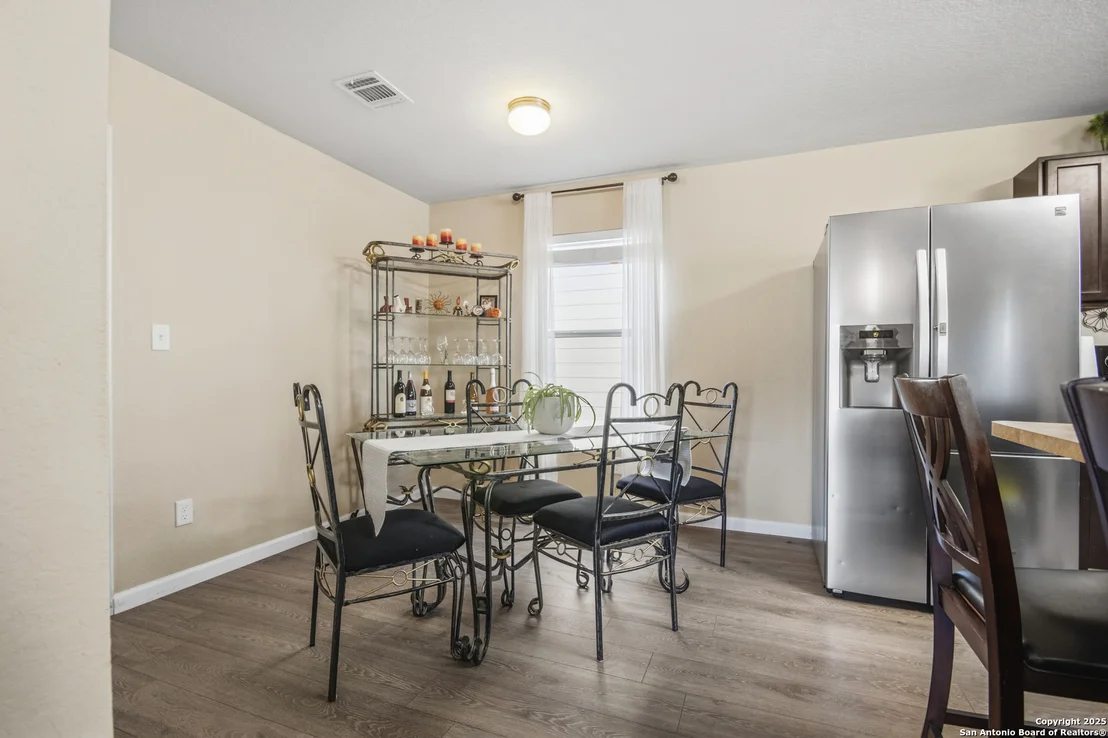 Photo of 3831 Hickory Arch