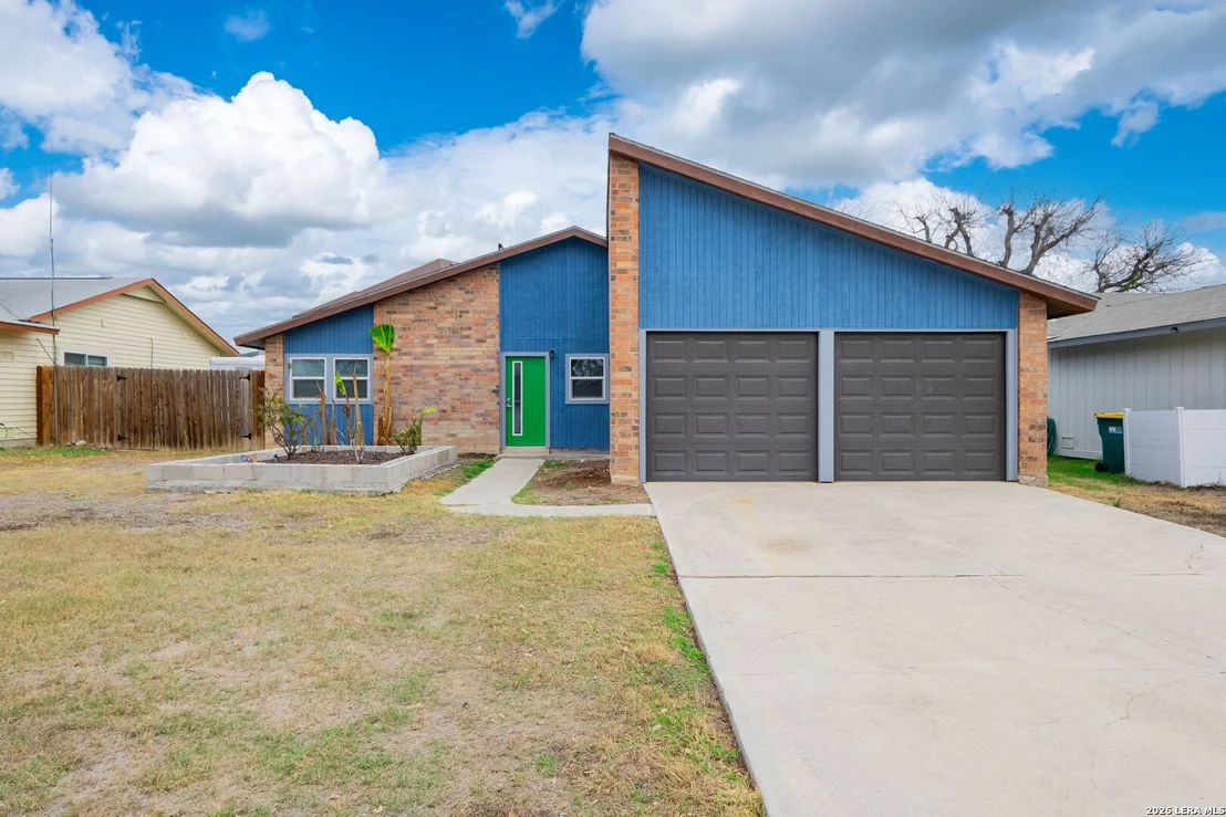 Photo of 113 Friendswood Path