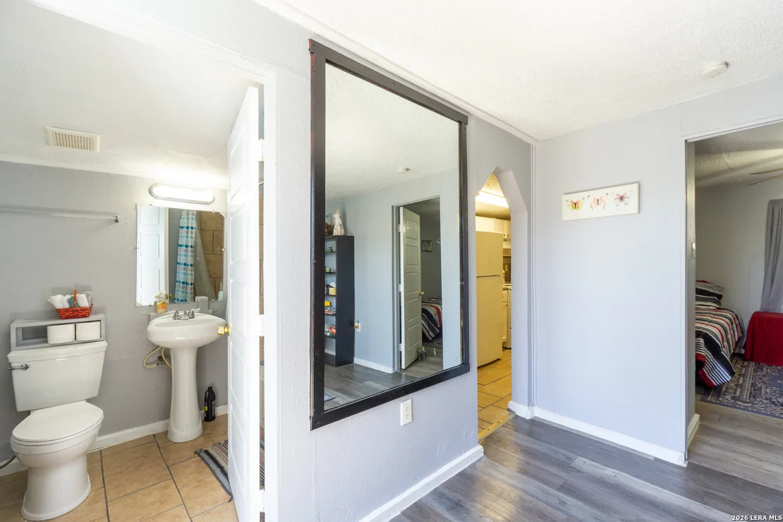 Photo of 1203 Vickers