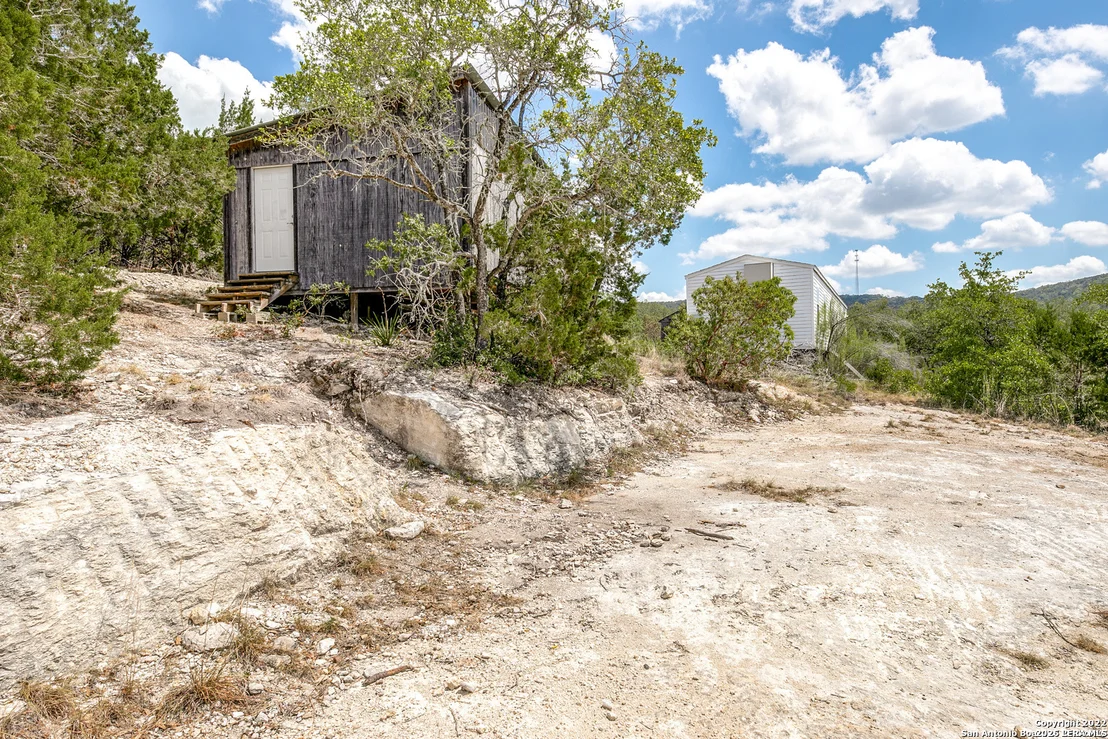 Photo of 2844 Hidden Valley Rd