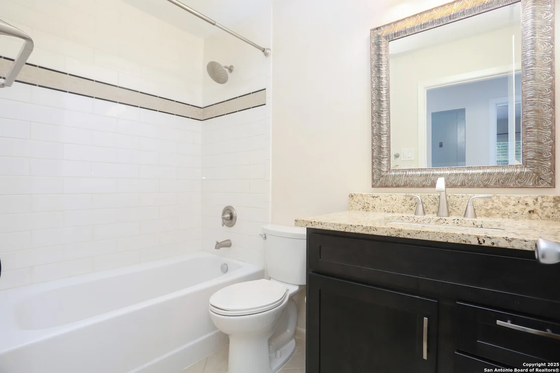 Photo of 5606 Granger