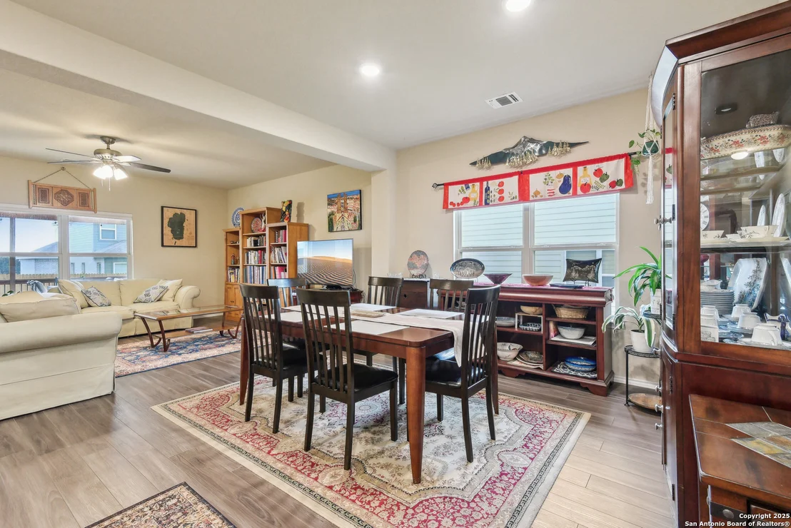 Photo of 513 Chelson Hunt