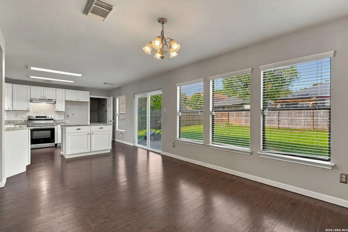 Photo of 311 Territory Oak