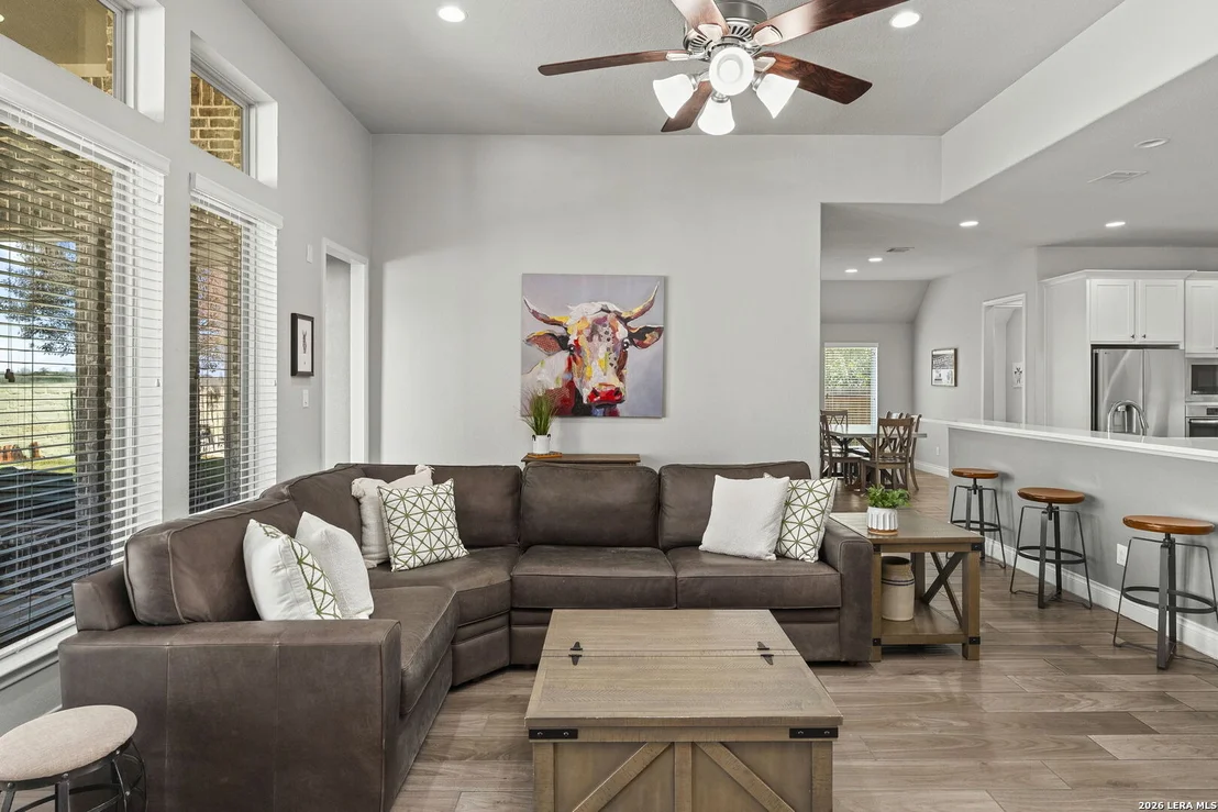 Photo of 30127 Valley Trace