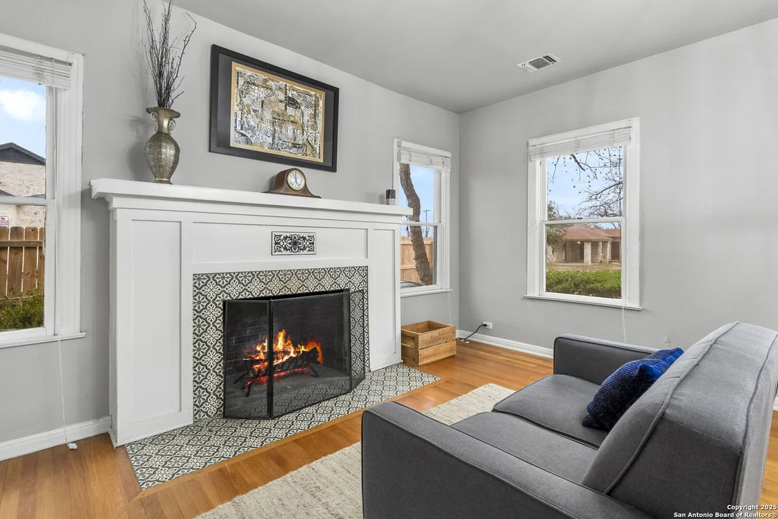 Photo of 274 HERMINE BLVD