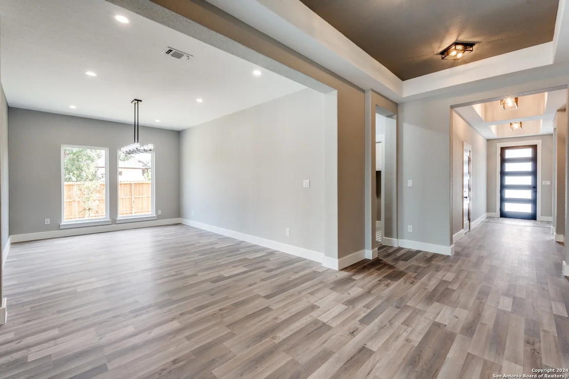 Photo of 15712 Glenn Lane
