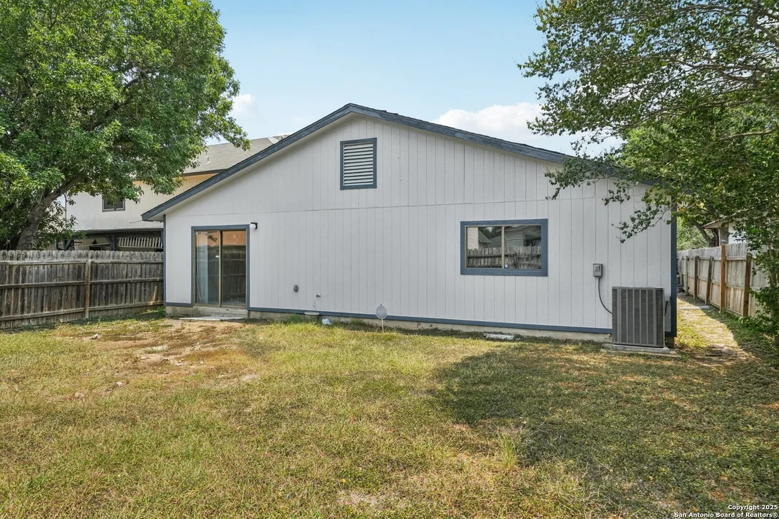 Photo of 8343 Bent Meadow