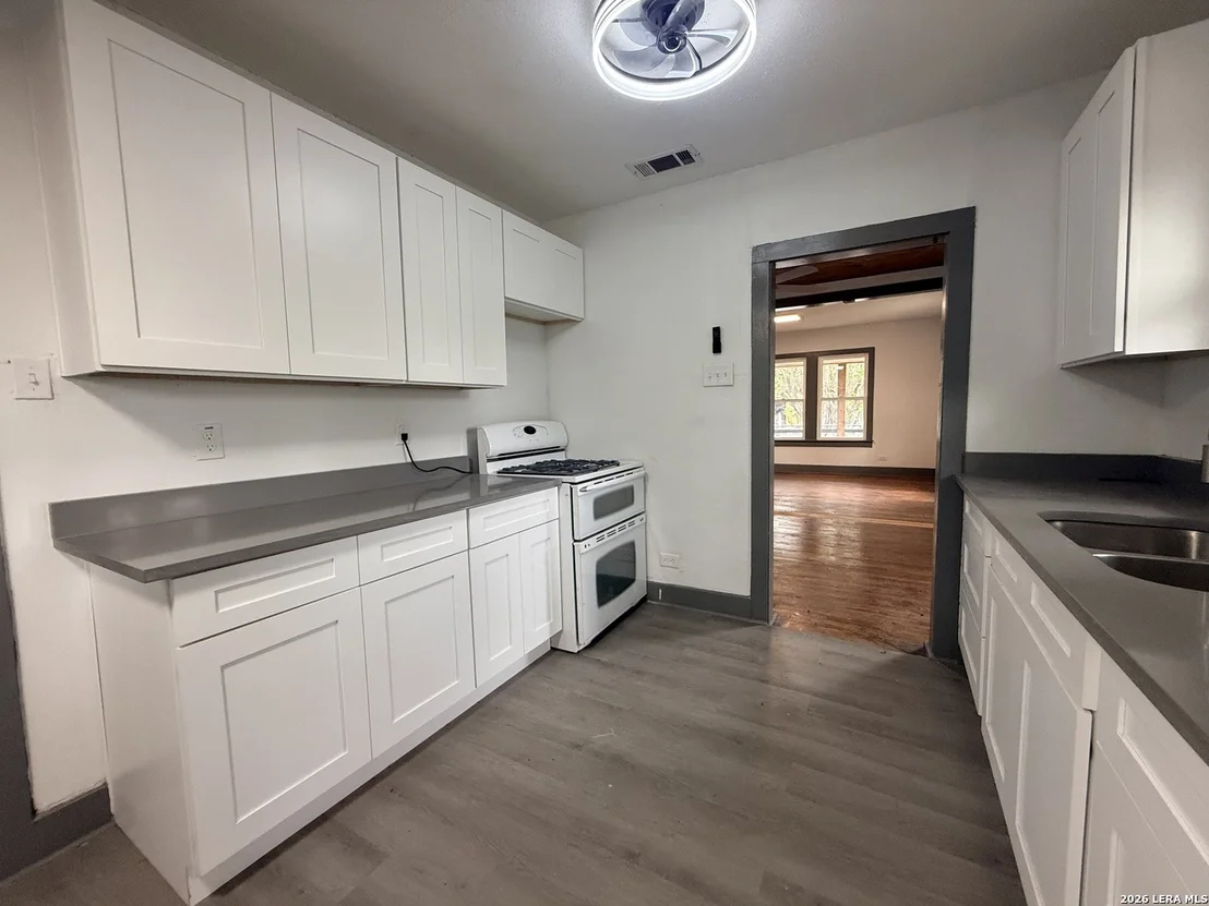 Photo of 1508 GRANT AVE