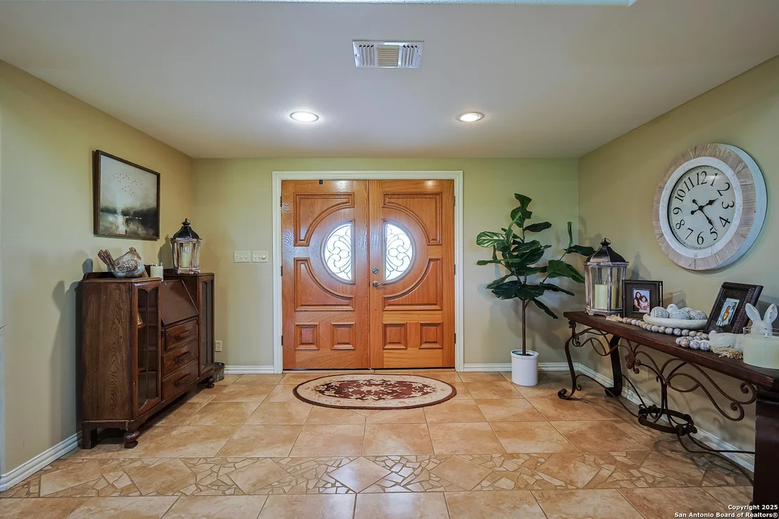 Photo of 2697 Oak Grove