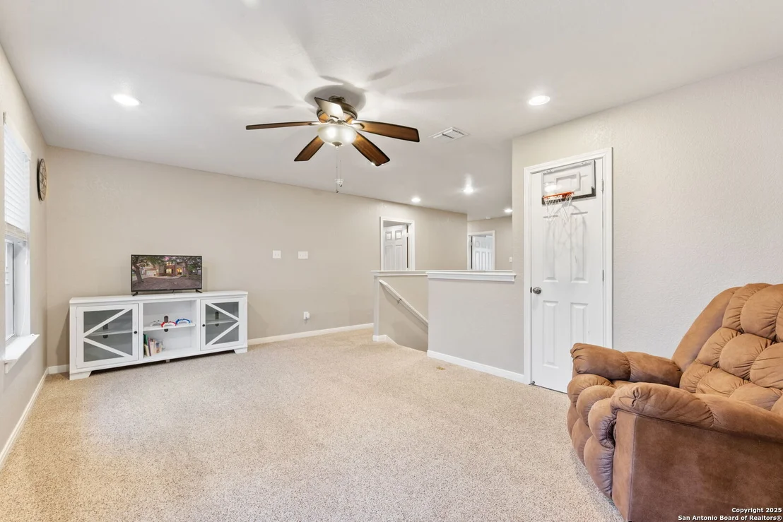 Photo of 204 Lone Star