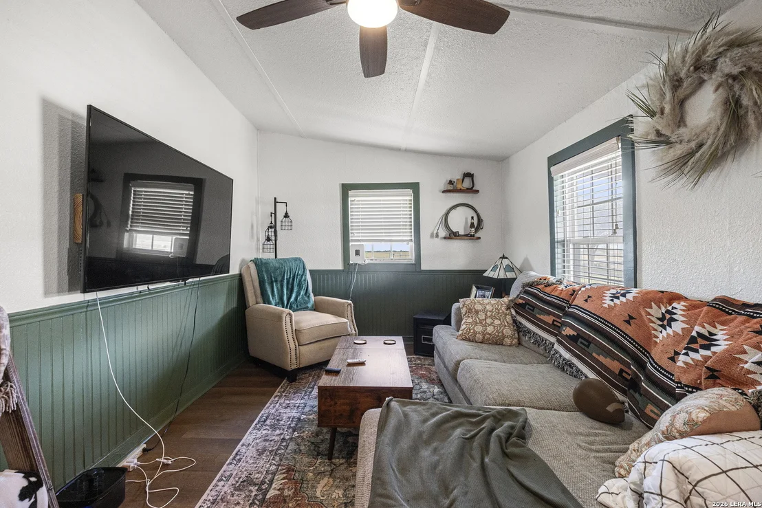 Photo of 7017 County Road 2253
