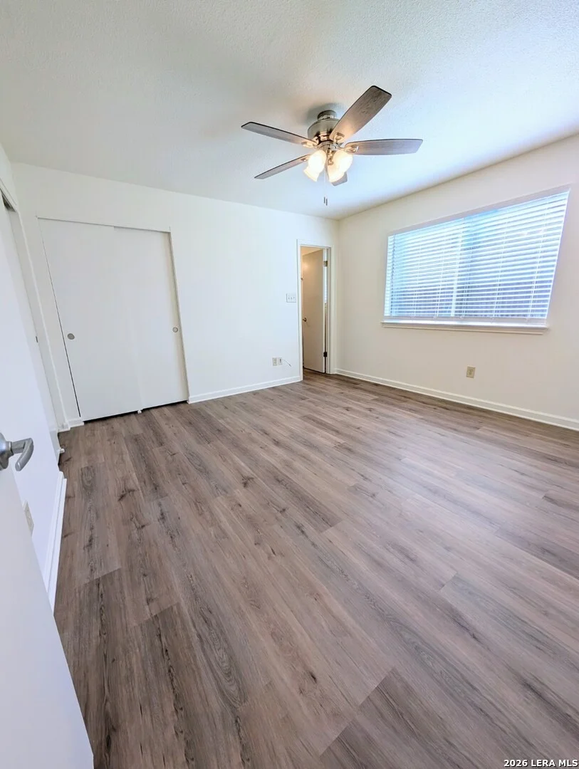 Photo of 4414 Knollmanor