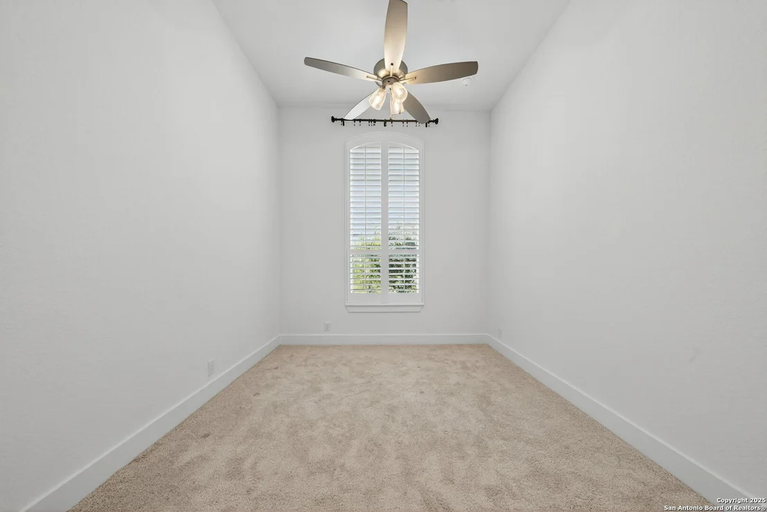 Photo of 8608 Shady Gate
