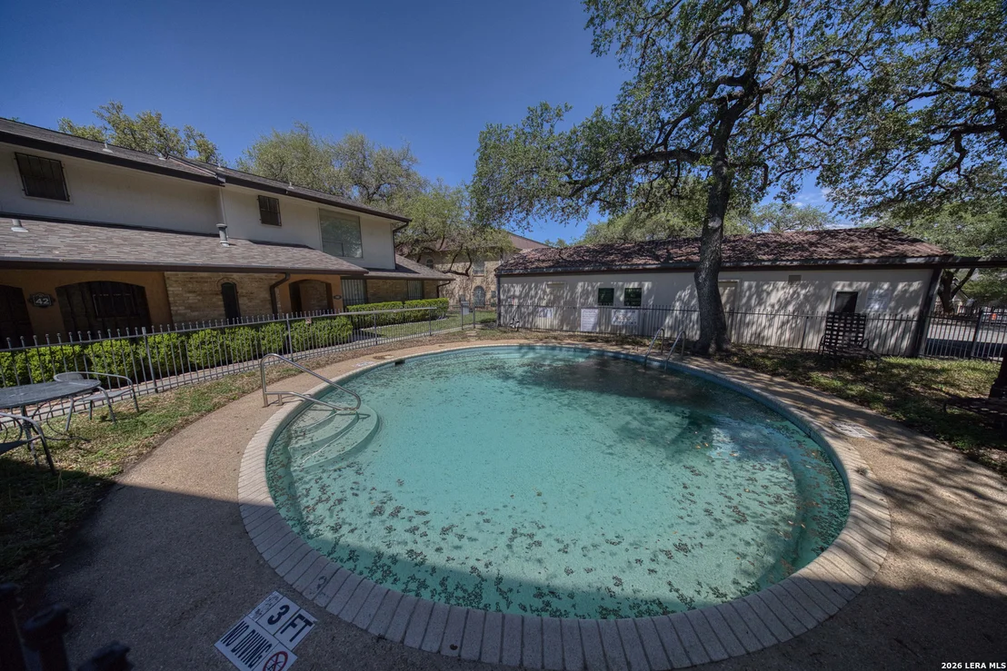 Photo of Unit 49G at 8915 Datapoint Dr.