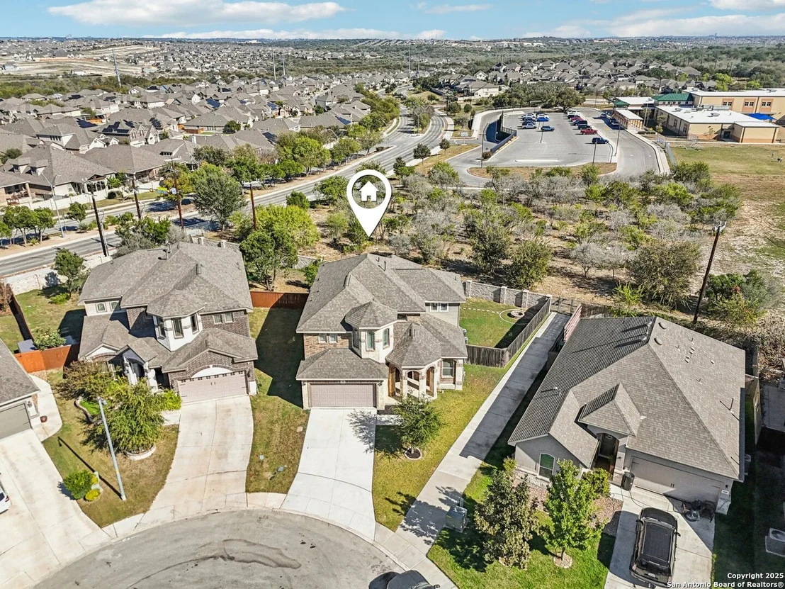 Photo of 1902 Sirius Grove