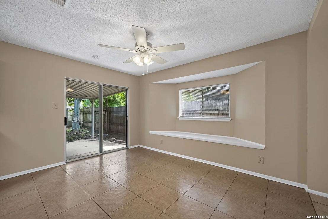 Photo of 916 ABERCORN