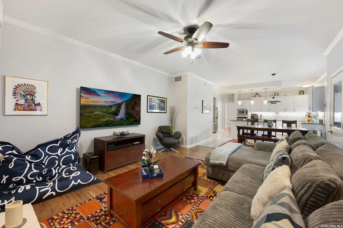 Photo of 15015 OAK BRIAR