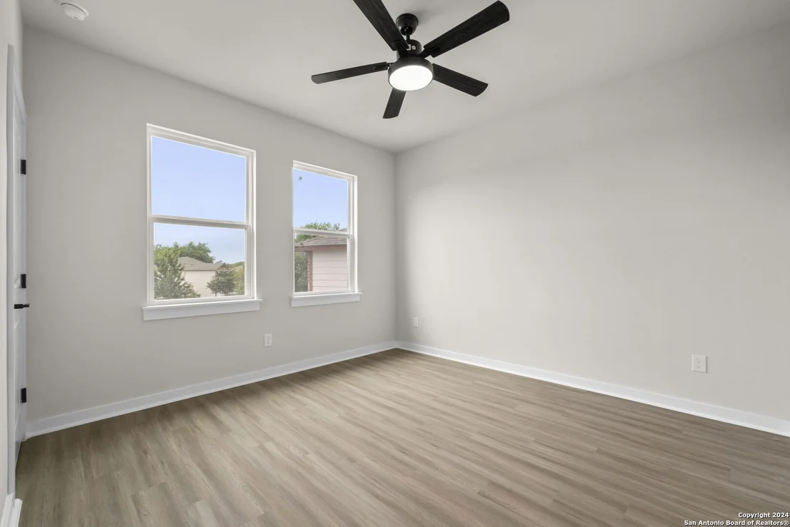 Photo of 8903 TWINCREEK FARM