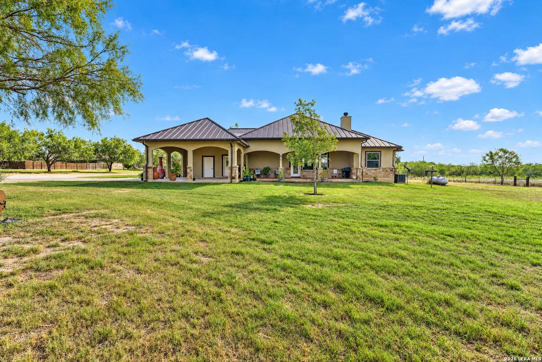 Photo of 230 Casarez Rd
