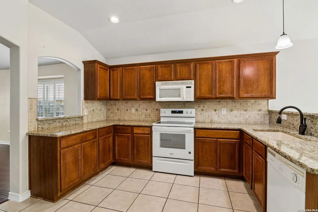 Photo of 1303 BLUFF FOREST