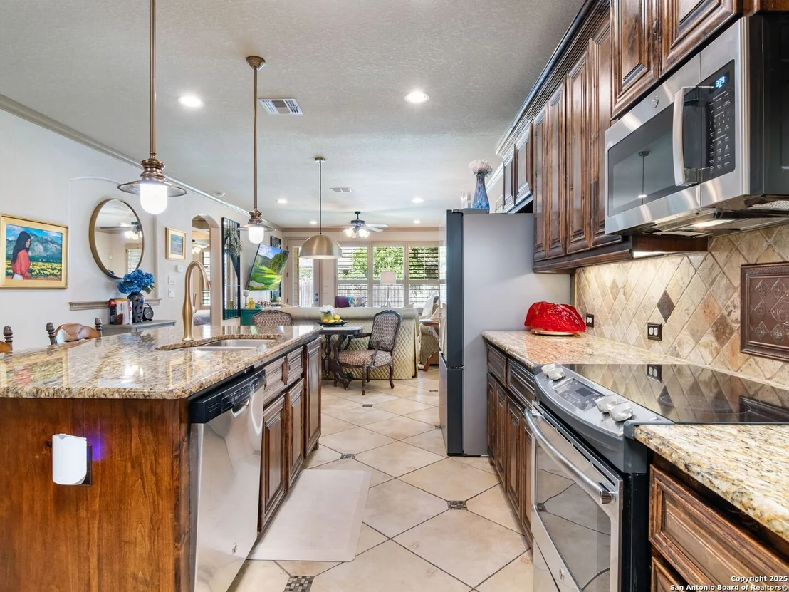 Photo of 105 Retama Road