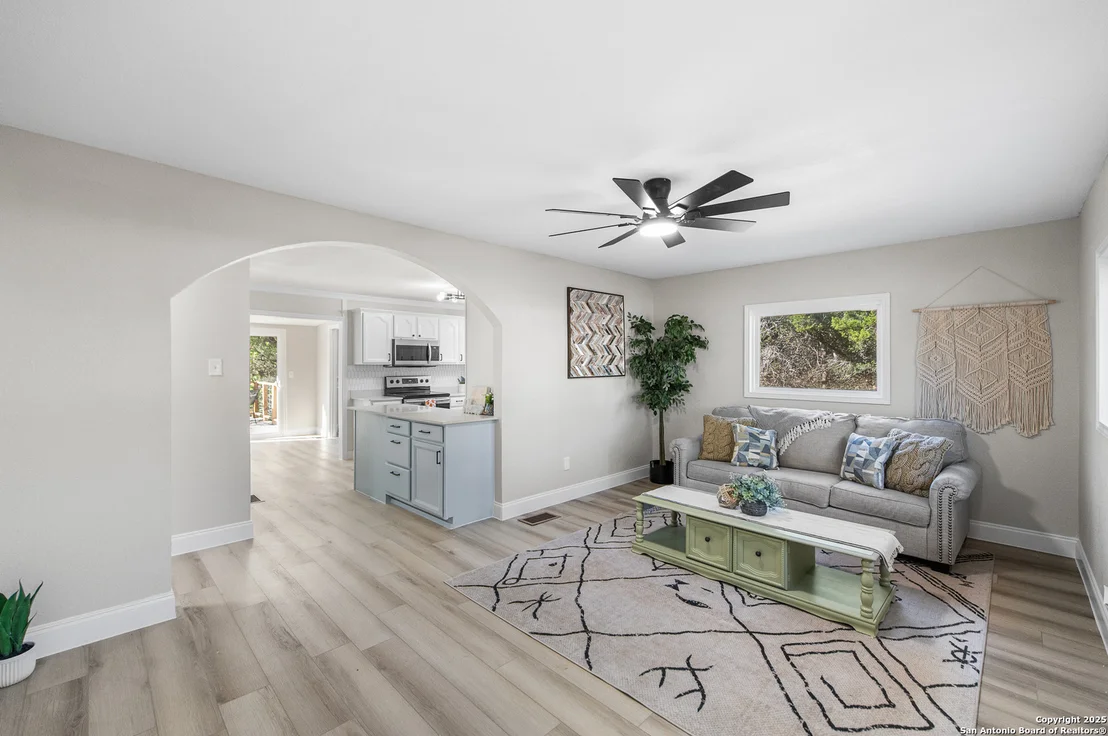 Photo of 1230 Echo Meadow