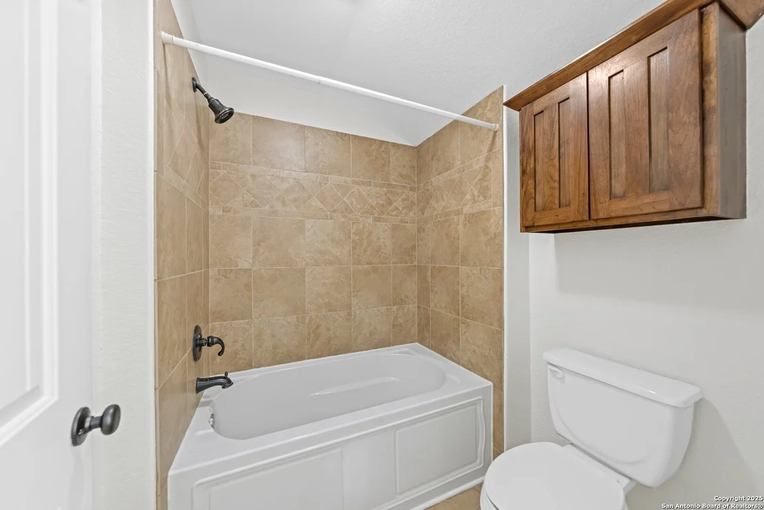 Photo of 154 Lake View Dr