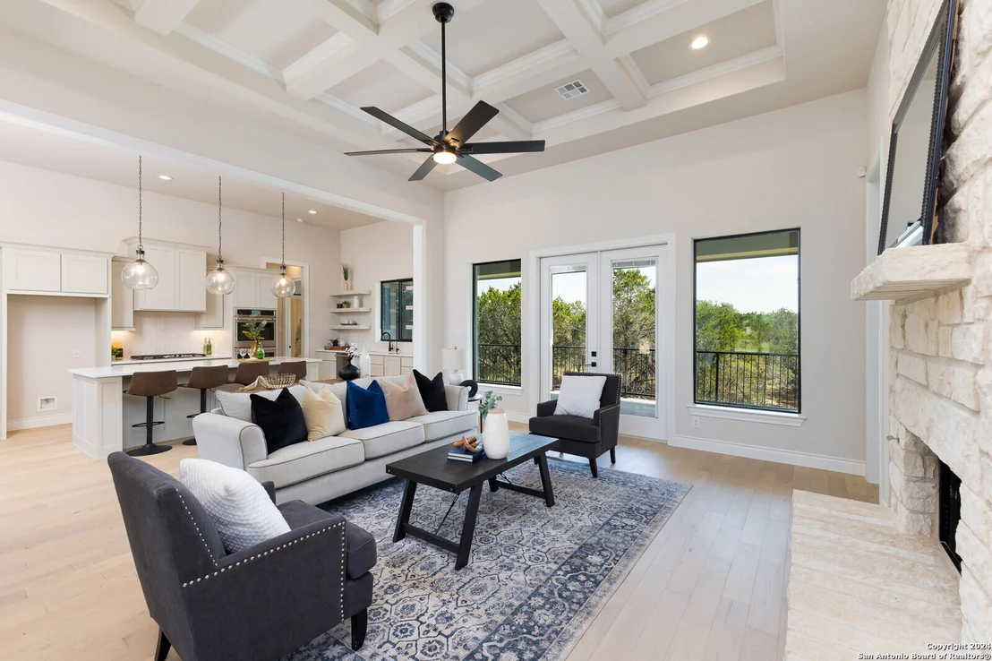 Photo of 335 TOUCAN DR