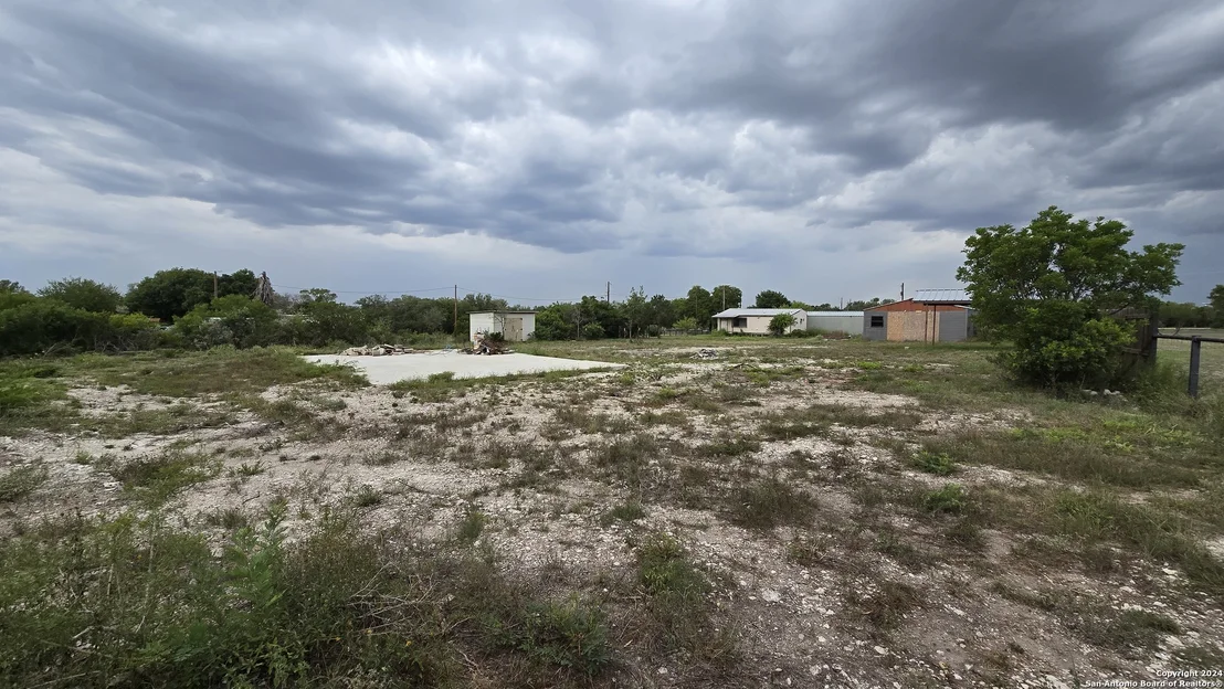 Photo of 374 COUNTY ROAD 574