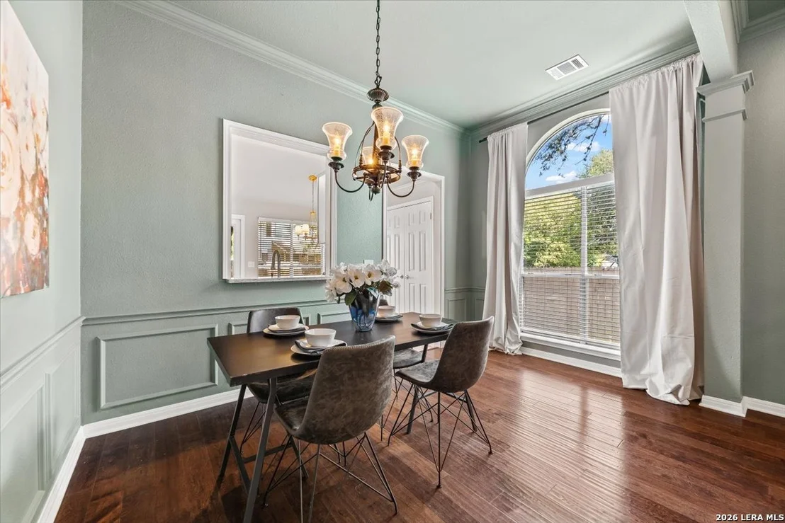 Photo of 2516 Grove Park
