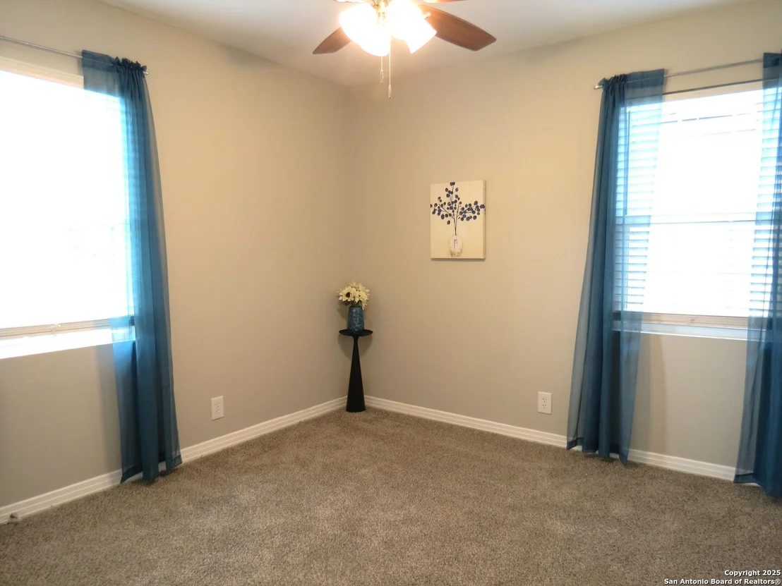 Photo of 550 Como