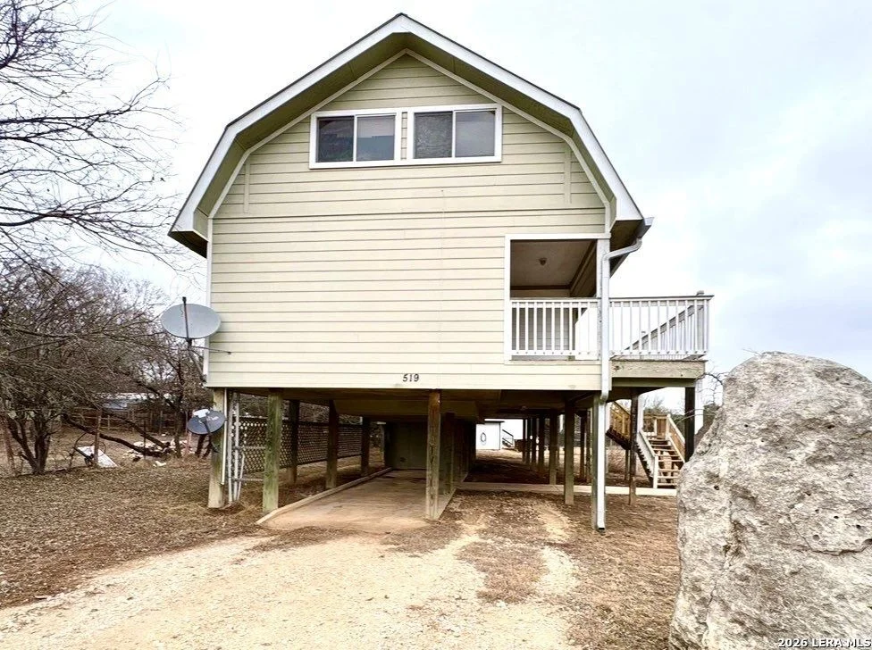 Photo of 519 Enchanted River Dr