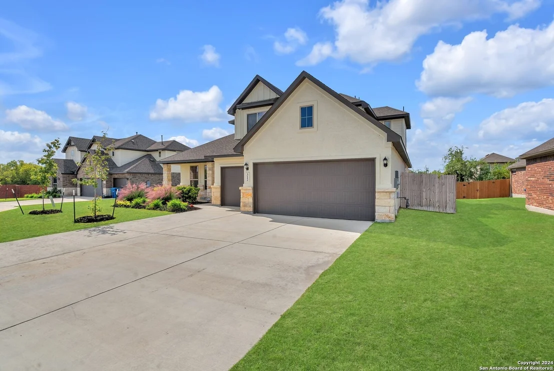 Photo of 312 Proctor Grove