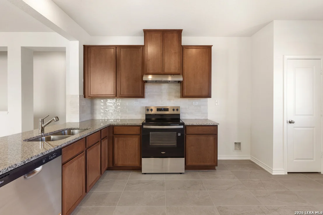 Photo of 3905 WOODSIDE DRIVE