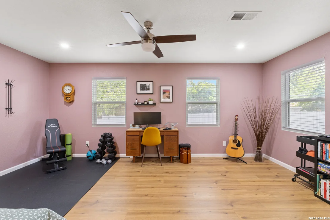 Photo of 8002 Briargate