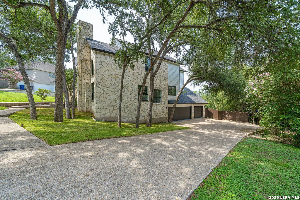 Photo of 206 Bluff Hollow