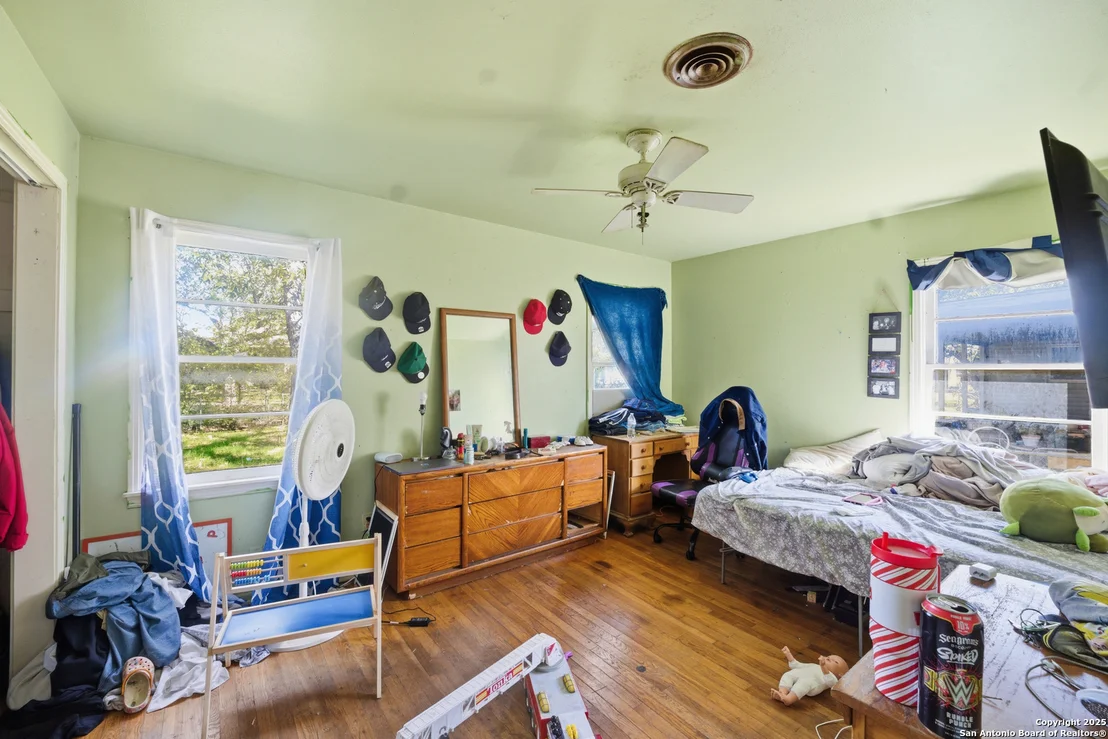 Photo of 235 Meadow