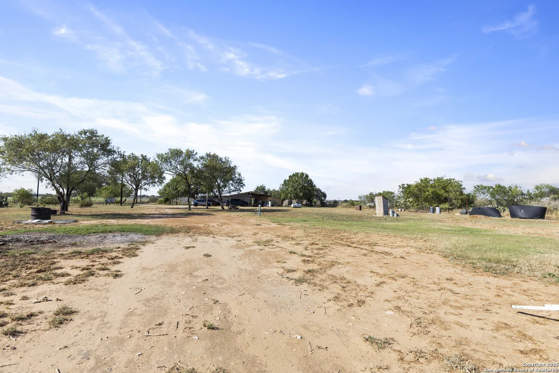 Photo of 944 County Road 769