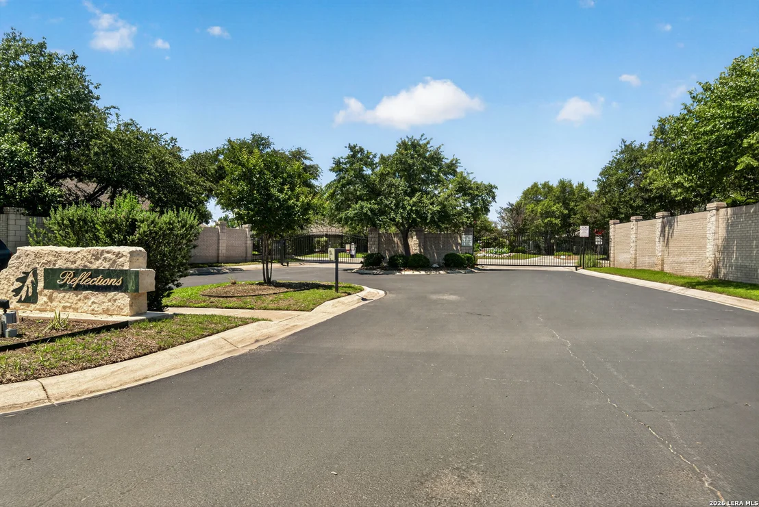 Photo of 239 Garden Hl
