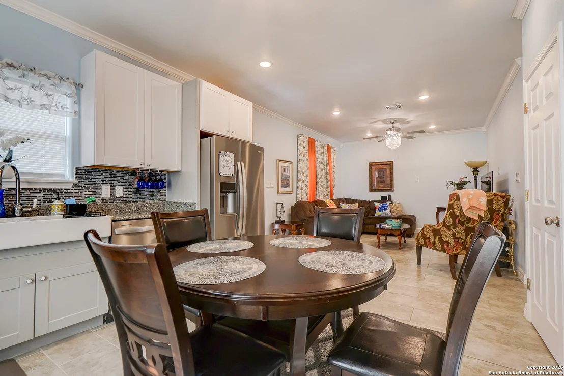 Photo of 1503 Edison Dr