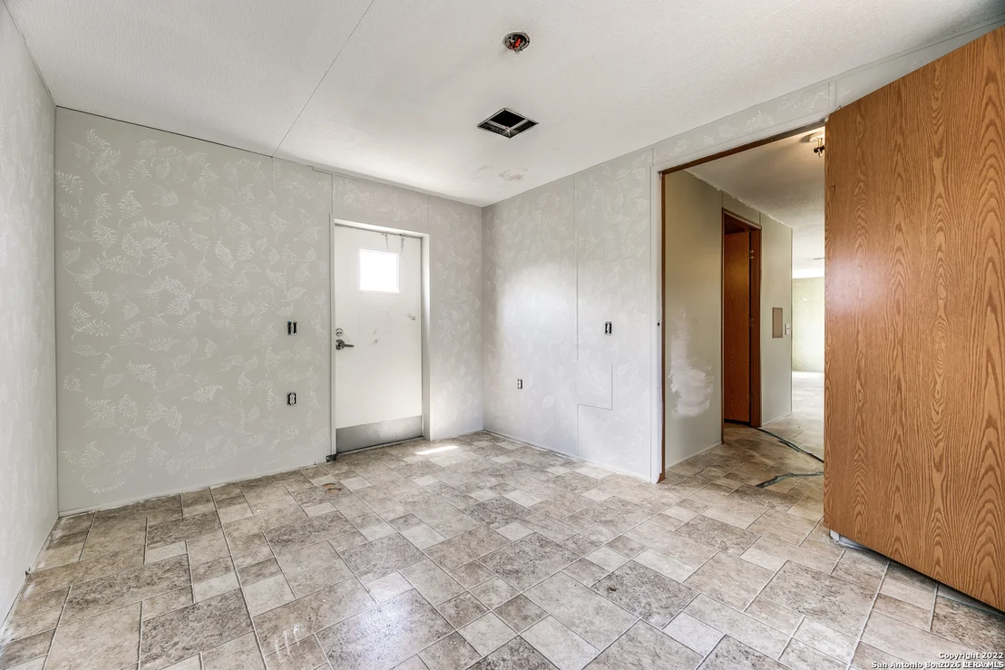 Photo of 2844 Hidden Valley Rd