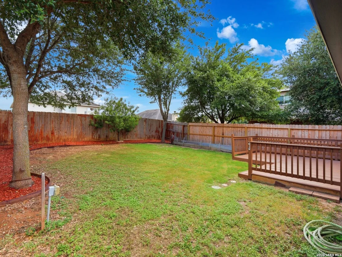 Photo of 414 WALNUT CRST