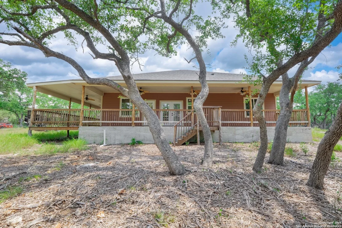 Photo of 423 County Road 2471